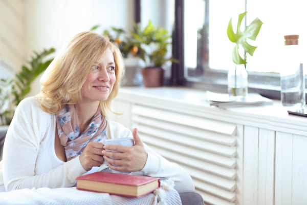 Mulheres Divorciadas na Terceira Idade: Como Criar um Espaço Aconchegante para curtir a solitude