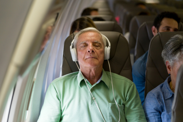 Playlists de música para meditação em viagens de avião: Buscando coragem para voar